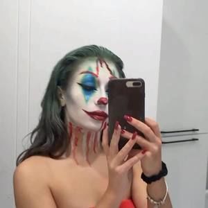 Meet your Posher, Audrey-anne